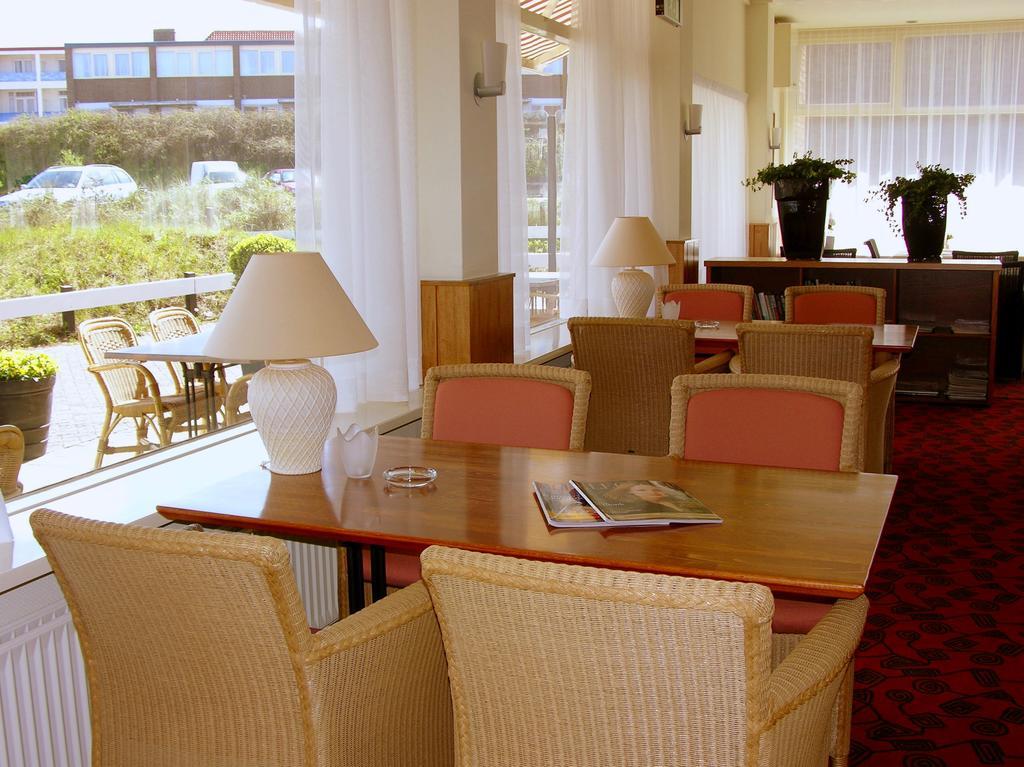 Hotel Prins Maurits Берген-ан-Зее Екстериор снимка