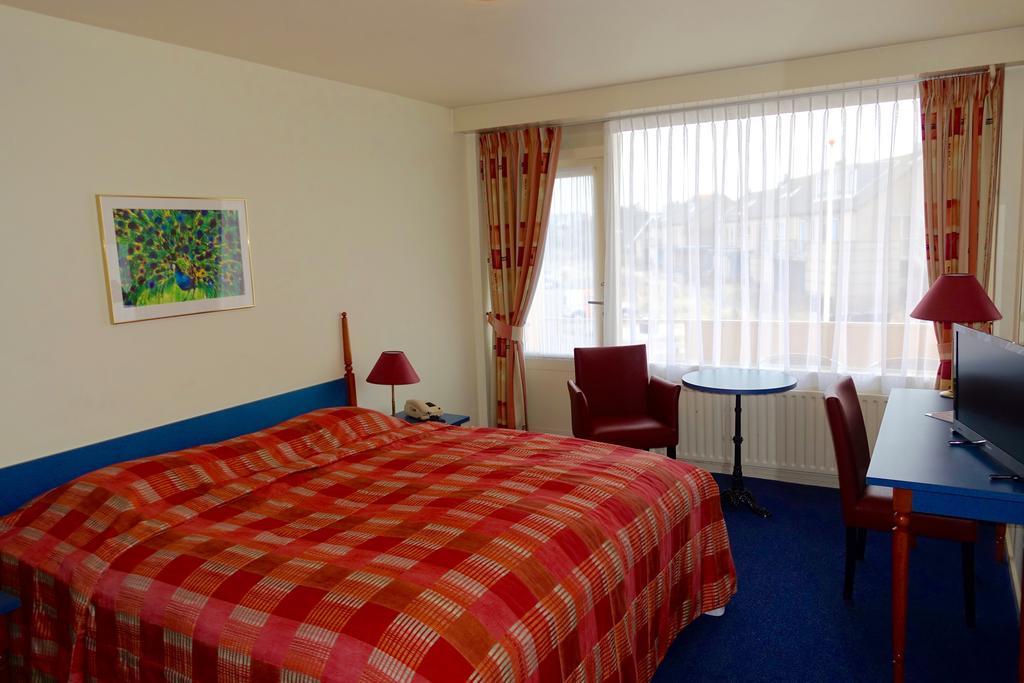 Hotel Prins Maurits Берген-ан-Зее Екстериор снимка